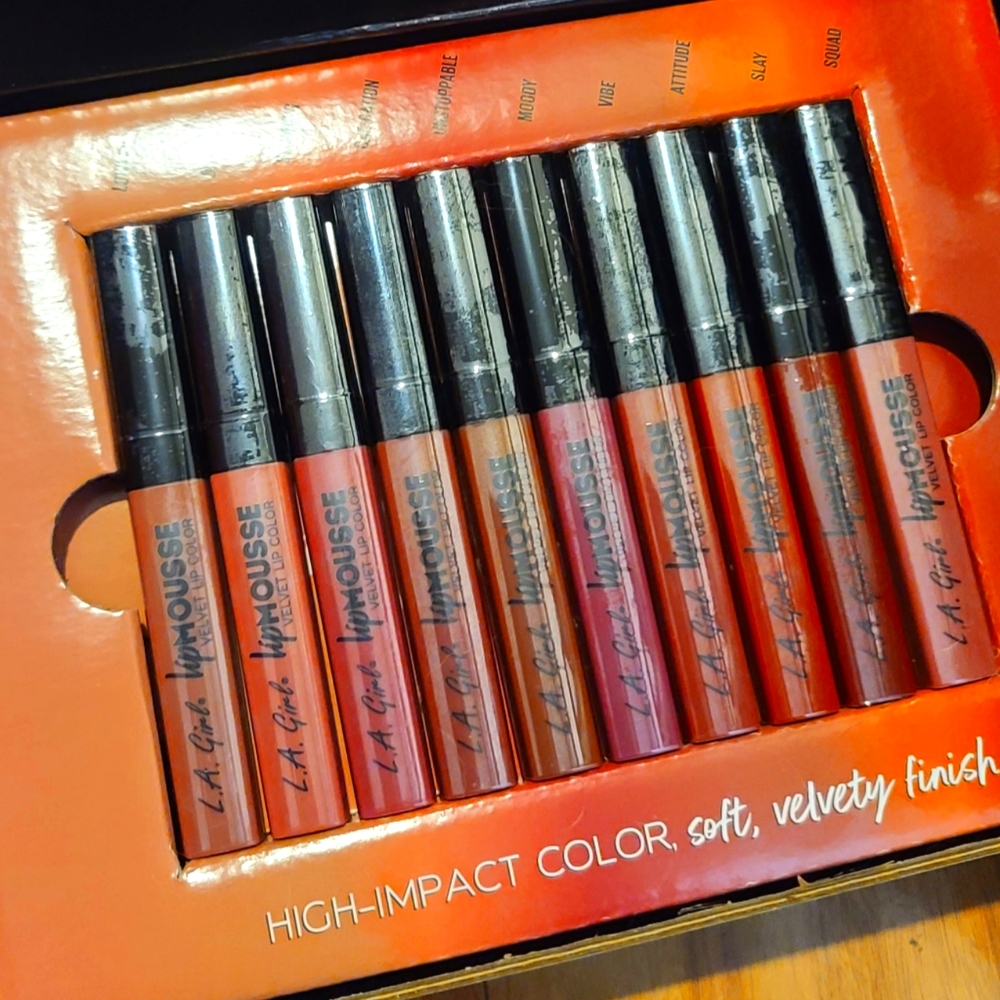 LA Girl lip mousse velvet color SET
